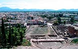 панорама современного Аргоса с верхних рядов древнего театра