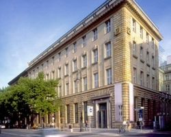 музей Гуггенхайма в Берлине закрывается