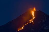 Вулкан Льяйма в Чили