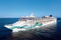 Круизный лайнер Norwegian Jade