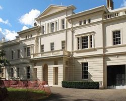 элитный дом в Лондоне