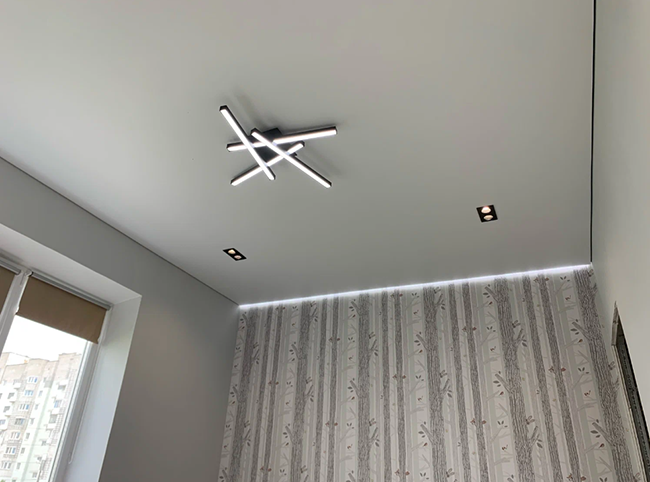 натяжной потолок